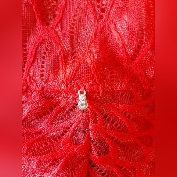 Montelle lacy thong in Sweet Red - Picture 2 of 8